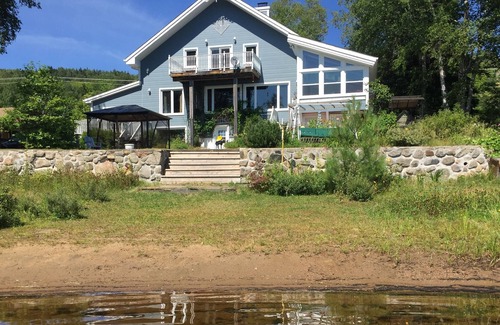 Saint Donat Casa | Chalet au bord de l'eau avec plage