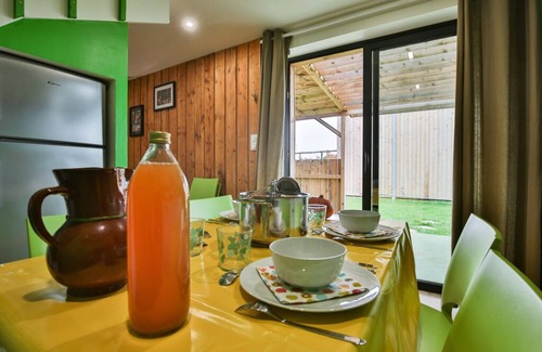 Clermont-Creans Chalet De Esquí | Chalet-Campagne-Confortable-Baño para personas con movilidad reducida-Vista a...