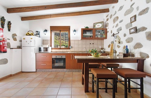 Las Lagunetas Chalet De Esquí | Chalet 'Casa Abuela Fela' con vistas a la montaña, piscina privada y Wi-Fi