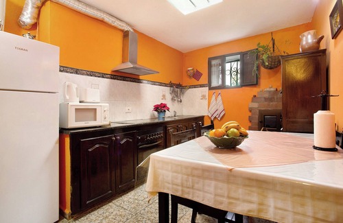 Vega de San Mateo Chalet De Esquí | Casa vacacional 'Casa Rural La Asomada' con mini piscina, terraza y Wi-Fi