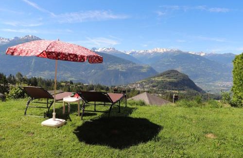 Lens Chalet De Esquí | Chalet Chalet Praline by Interhome