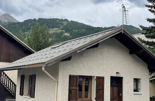 Saint-Chaffrey Chalet De Esquí | Casa de montaña (madera / piedra) - CHANTEMERLE