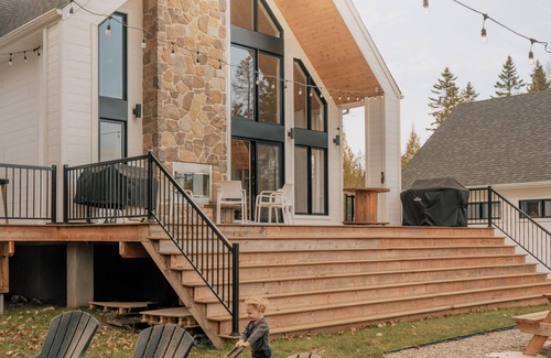 Chertsey Chalet De Esquí | Chalet Chardonnay - Spa | Wood fire places | Yellow Lake