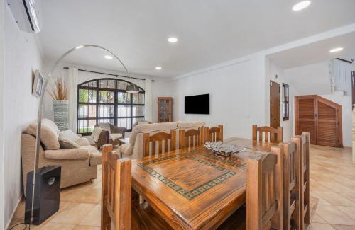 Chiclana de la Frontera Casa | Chalet con Piscina en Chiclana