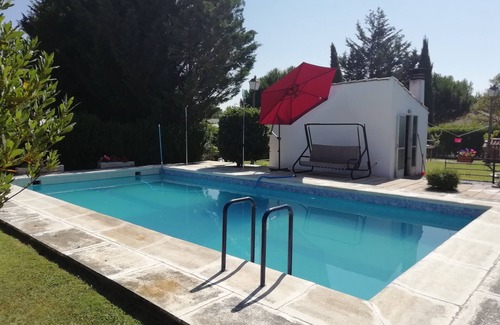 Grijota Chalet De Esquí | Chalet con piscina privada