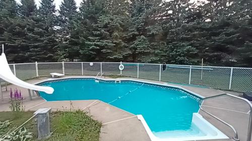 Saint Come Chalet De Esquí | Chalet Cozy Au Bord De La Piscine