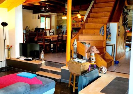 Le Biot Chalet De Esquí | Chalet de 3 chambres avec jacuzzi jardin et wifi a Le Biot a 7 km des pistes