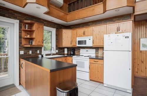 Chertsey Cabaña | Chalet de la rivière d'Amance avec Spa