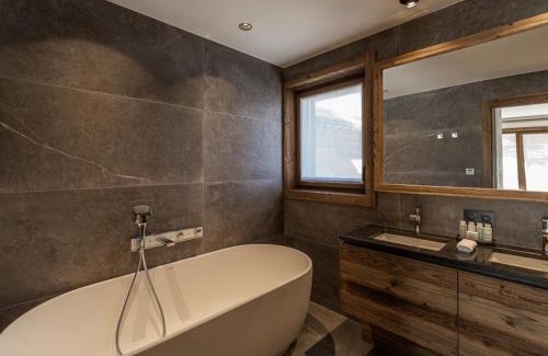 Le Praz Chalet De Esquí | Chalet de Luxe avec Piscine et Sauna, Proche des Pistes à Courchevel - FR-1-568-33