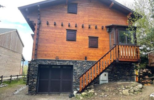 Pyrenees 2000 Chalet De Esquí | Chalet des Esquits
