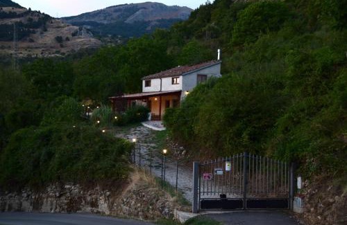 Marsico Vetere Casa | Chalet di montagna