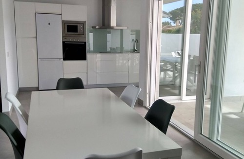 Los Gallos-Cerromolino Chalet De Esquí | CHALET ARRILUZE A 2 KM DE LA PLAYA DE LA BARROSA