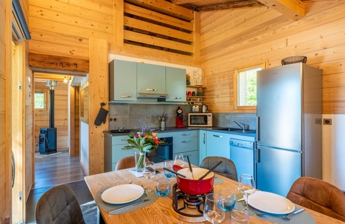 Thones Chalet De Esquí | Chalet-Ejecutivo-Baño con bañera-Vista a la Montana