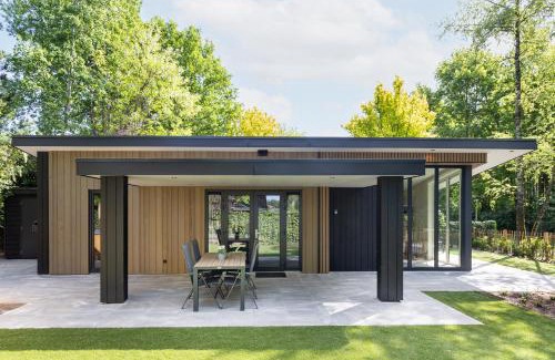 Krachtighuizen Chalet De Esquí | Chalet FoRest Veluwe with private hottub