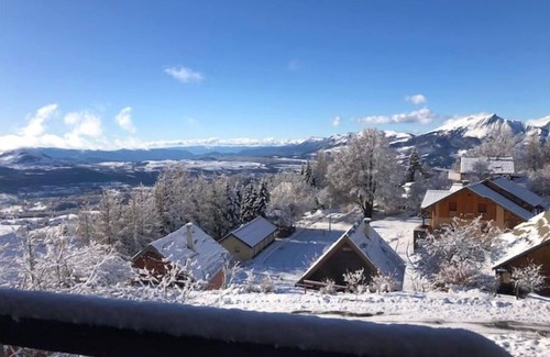 Saint-Michel-de-Chaillol Chalet De Esquí | Chalet at the foot of the pistes, 180° view