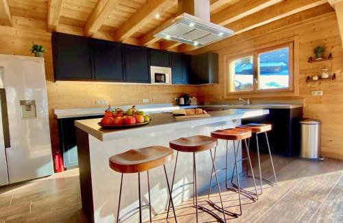 Morzine Casa | Chalet Gouter- Great central location with Jacuzzi