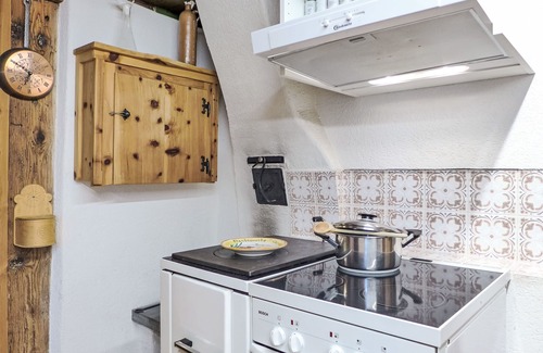 Innertkirchen Casa | Chalet Heidi by Interhome