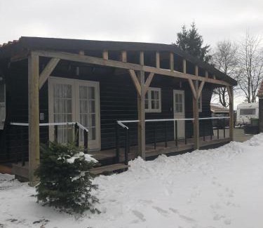 Jipsinghuizen Casa | Chalet Het Wollinghuisje