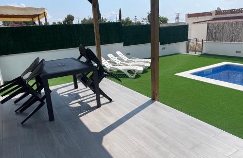 Alcanar Casa | Chalet-home familiar "CAL DENVER" "Pet friendly"