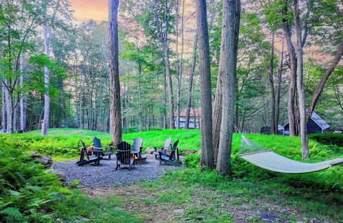 Locust Lake Village Casa | Chalet- Hot Tub - Fire Pit