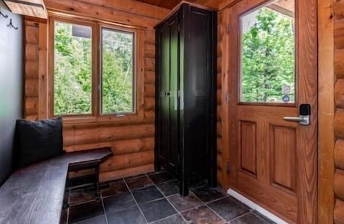 Labelle Casa | Chalet HURON /Mont-Tremblant /15 Guest /EV Car