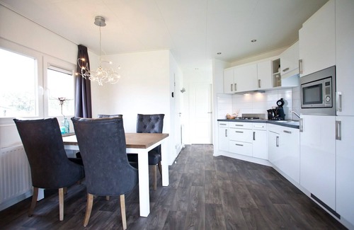 Breskens Chalet De Esquí | Chalet en Breskens con jardín