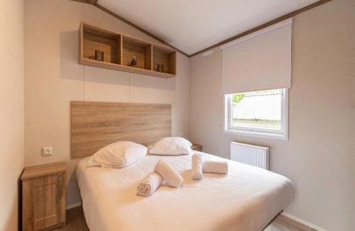 Vlissegem Chalet De Esquí | Chalet in De Haan near Sandy Beaches