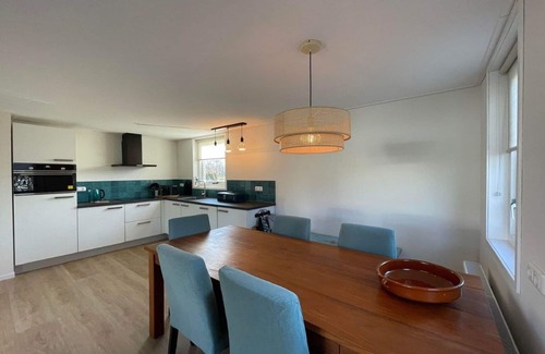 Sint Nicolaasga Casa | Chalet in Friesland near Large Lakes