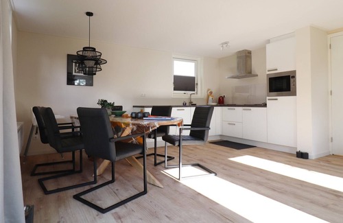 Sint Nicolaasga Casa | Chalet in Friesland near Large Lakes