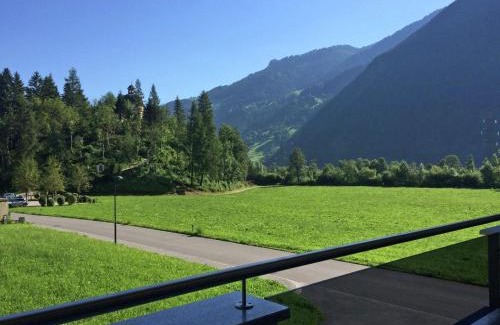 Burgstall Apartamento | Chalet in Mayrhofen near Penkenbahn Ski Lift