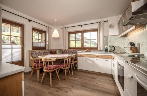 Inneralpbach Casa | Chalet in panoramic location, 450m to the ski lift