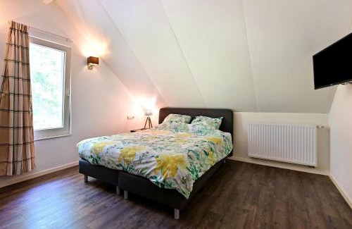 Reutum Casa | Chalet in Reutum with Sauna and Nature, cleaning included