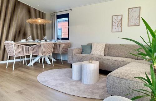 Sint Maartensvlotbrug Casa | Chalet in Sint Maartenszee near Sandy Beach