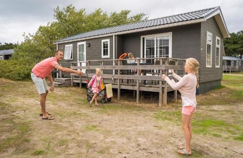 Den Hoorn Chalet De Esquí | Chalet in Texel with Private Sauna