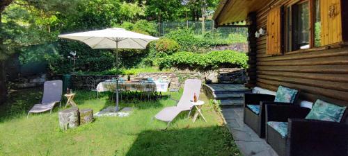 Nebbiuno Chalet De Esquí | Chalet in the Woods House for 8 Persons and Large Garden