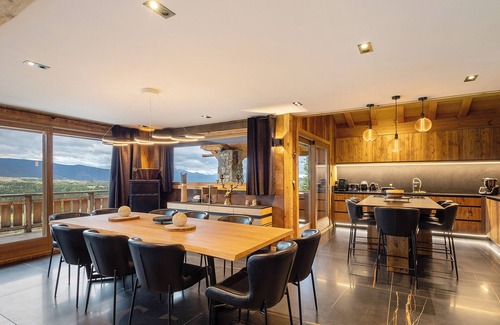 Superbolquere Chalet De Esquí | Chalet 'Isabella Lodge Pyrénées' con vistas, terraza privada y Wi-Fi