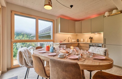 Venosc Chalet De Esquí | Chalet 'L'Ecrin De Venosc' con vistas a la montaña, terraza privada y Wi-Fi