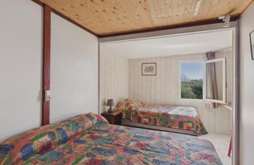 Salignac-Eyvignes Chalet De Esquí | Chalet La Brousse pour 5 personne avec piscine