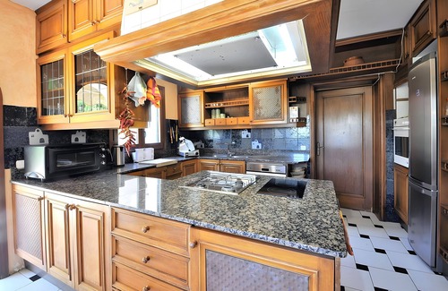 Andraitx Chalet De Esquí | Chalet 'La Perla Negra' con piscina privada, jardín privado y Wi-Fi