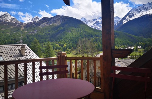 Monetier-les-Bains Chalet De Esquí | Chalet les Clochettes & Spa Piscine in Monêtier-les-Bains