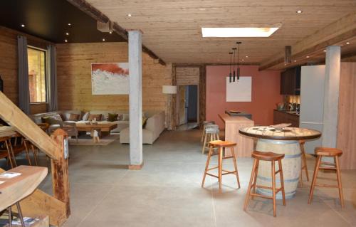 Mont-de-Lans Chalet De Esquí | Chalet Le Petit Bes by Leavetown Vacations