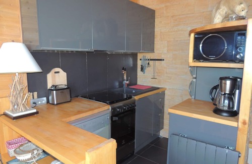 Les Angles Apartamento | FOX apartamento renovado en un chalet con vistas al lago Matemale 11 pers