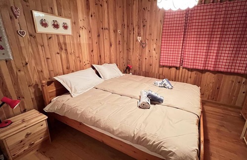 Mittlach Chalet De Esquí | Chalet 'Les Airelles' with Mountain View, Private Terrace and Wi-Fi