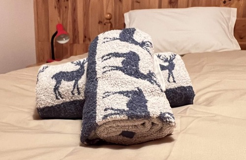 Mittlach Chalet De Esquí | Chalet 'Les Airelles' with Mountain View, Private Terrace and Wi-Fi
