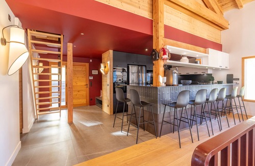 Hauteluce Chalet De Esquí | Chalet 'Les Galetas Du Mont Blanc' con terraza privada, balcón y Wi-Fi