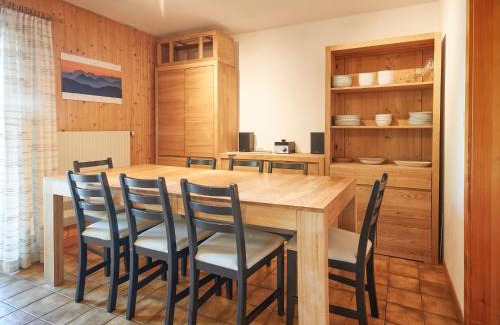 Vex Chalet De Esquí | Chalet Lilas by Interhome