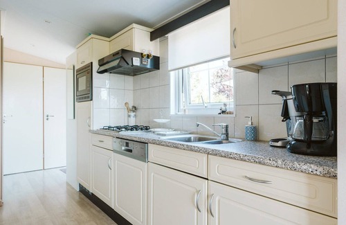 Goedereede Casa | Detached chalet with a panoramic view.