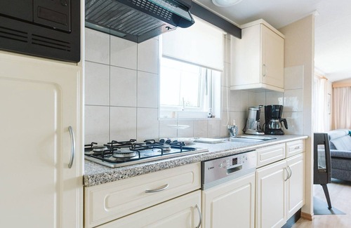Goedereede Casa | Detached chalet with a panoramic view.