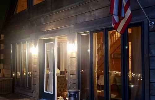 Lake Ariel Chalet De Esquí | Chalet Log Home in Lake Ariel Hideout community