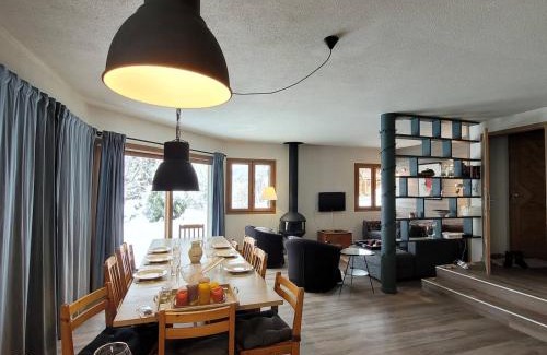 Les Gets Chalet De Esquí | Chalet lumineux 3* proche lac et pistes, calme, 80m VTT/ski, 2 parkings, WiFi, équipé pour 10 pers. - FR-1-598-87